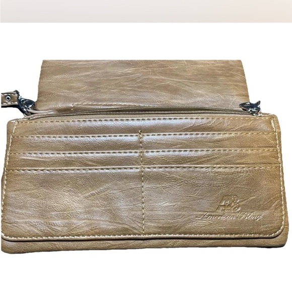 Chic Tan Shoulder Bag with Intricate Design by American Bling - Picture 5 of 7